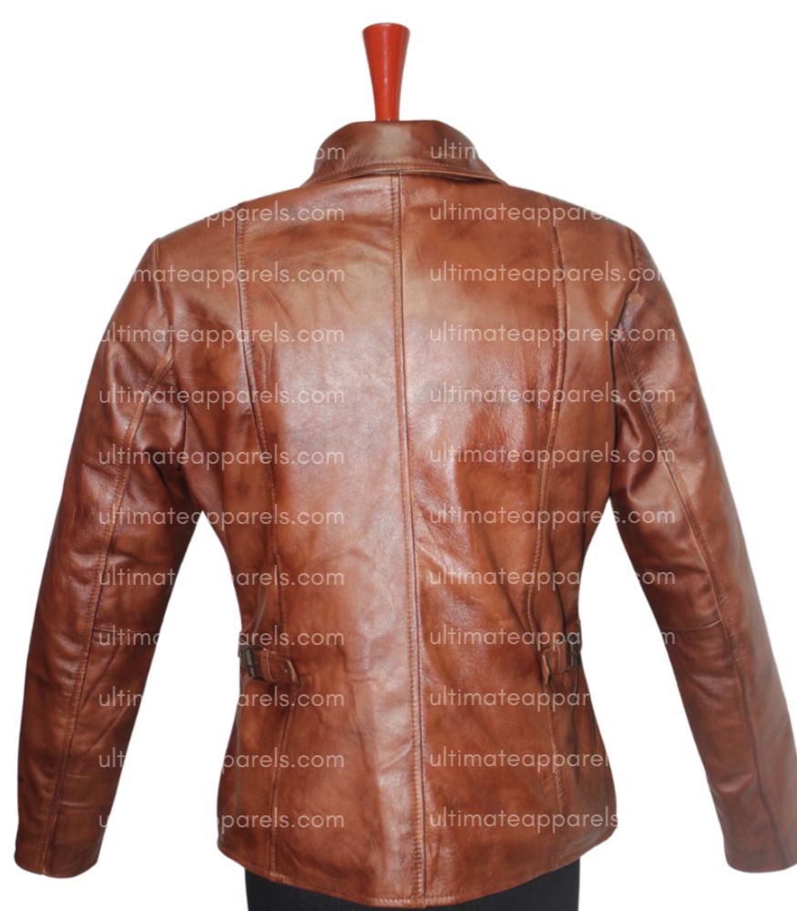 jennifer-lopez-brown-jacket