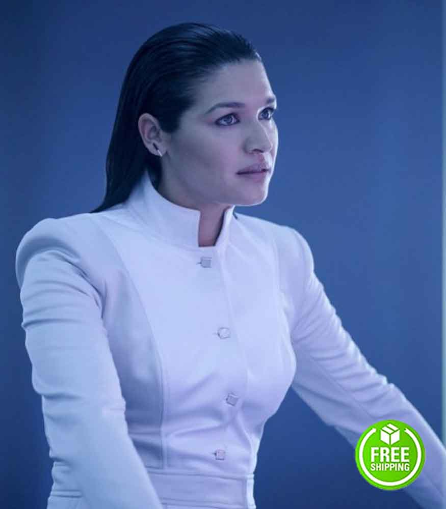 kim-engelbrecht-the-flash-white-coat