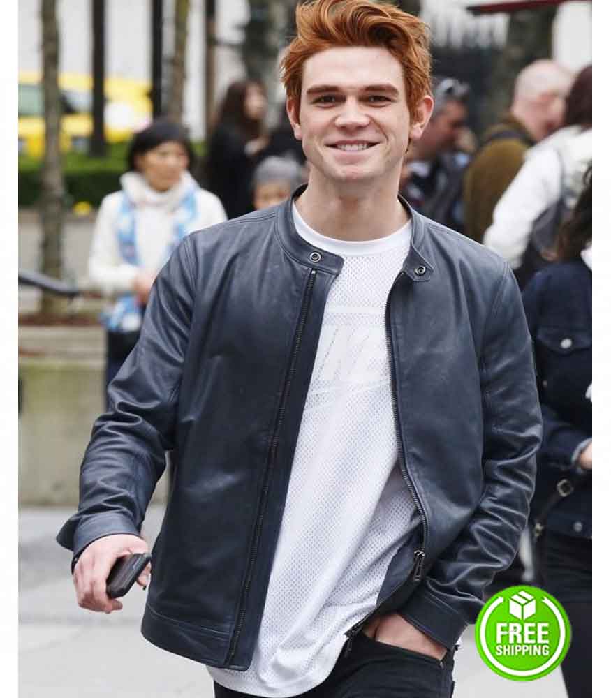 kj-apa-riverdale-season-2-archie-andrews-blue-jacket