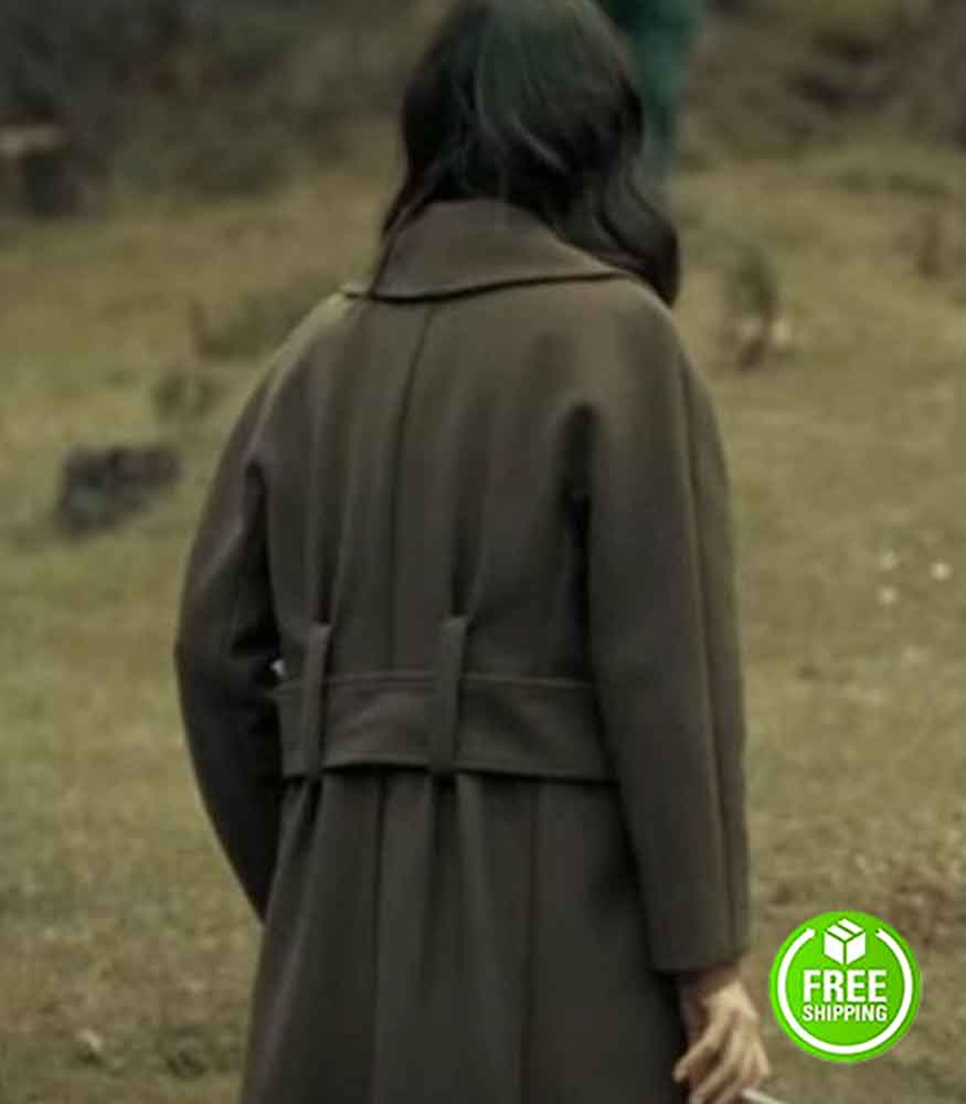 maite-perroni-dark-desire-alma-solares-coat