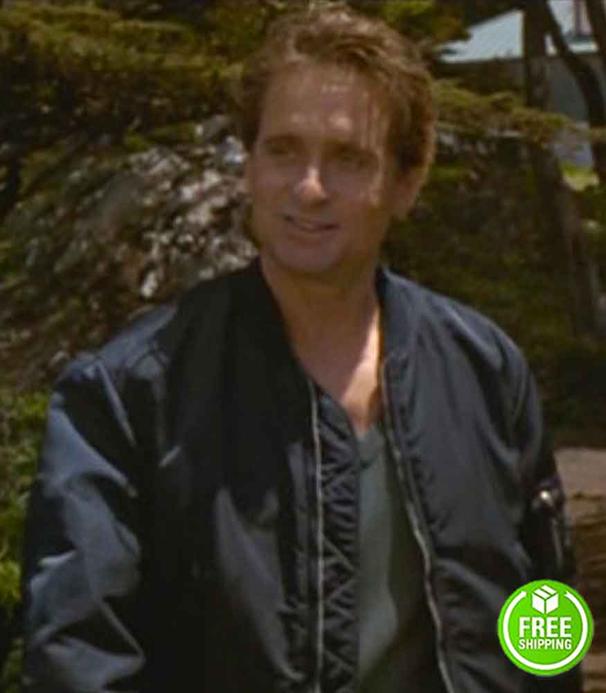 BASIC INSTINCT MICHAEL DOUGLAS (DETECTIVE NICK CURRAN) BLACK BOMBER JACKET