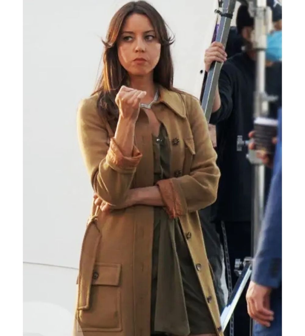 Operation Fortune Aubrey Plaza (Sarah) Wool Coat