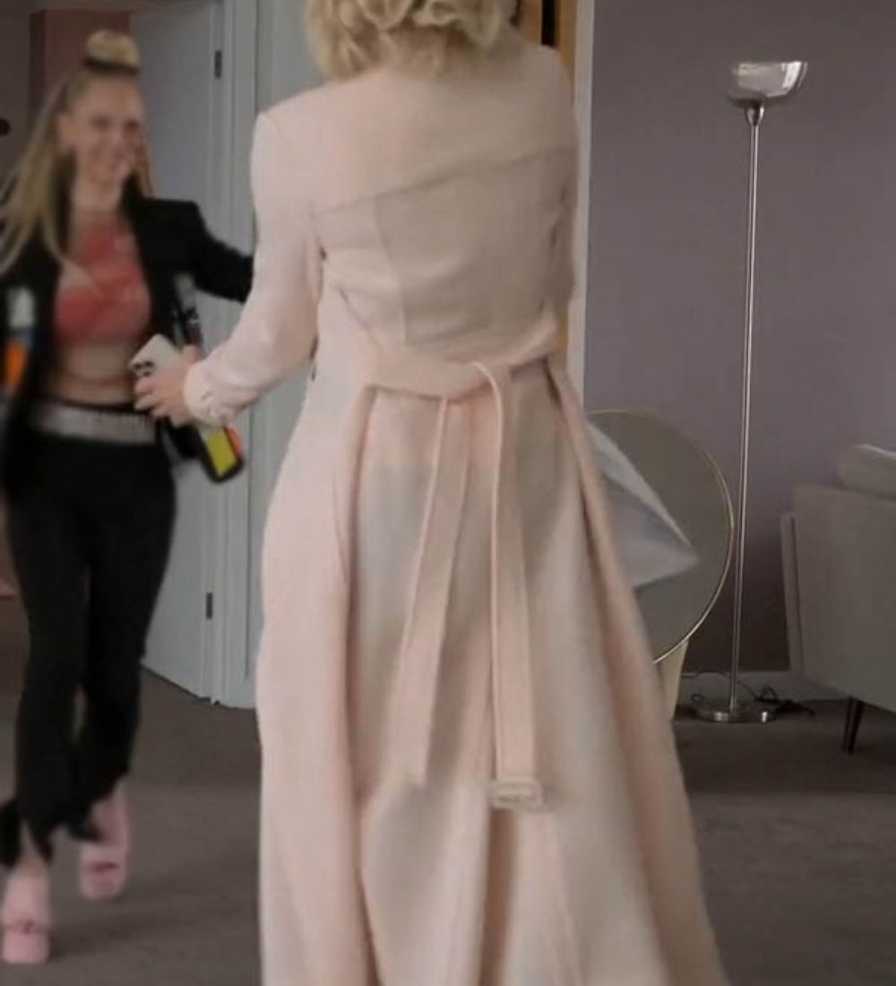 Ted-Lasso-S3-Rebecca-Welto-Coat-2