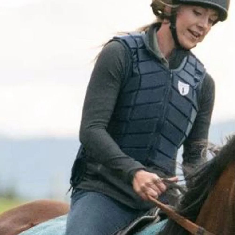 HEARTLAND AMY FLEMING BLACK LEATHER VEST