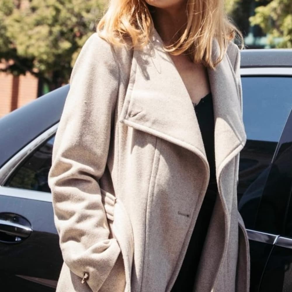 Yellowstone Beth Dutton White Coat