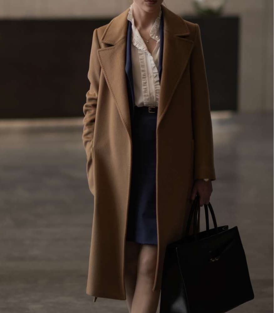 fair-play-phoebe-dynevor-coat