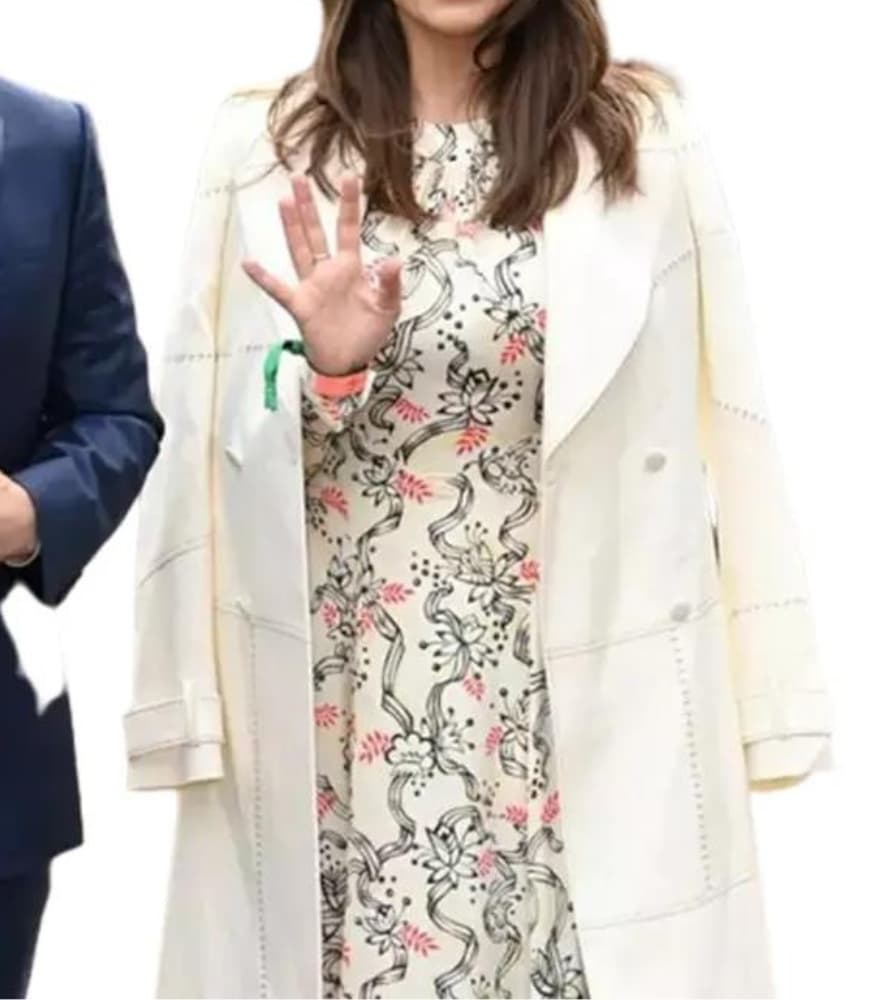 mission-impossible-hayley-atwell-coat