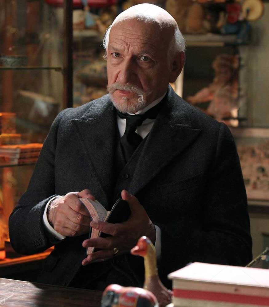 HUGO BEN KINGSLEY BLACK COAT
