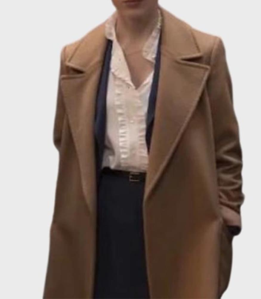 Fair Play 2023 Phoebe Dynevor (Emily) Brown Coat